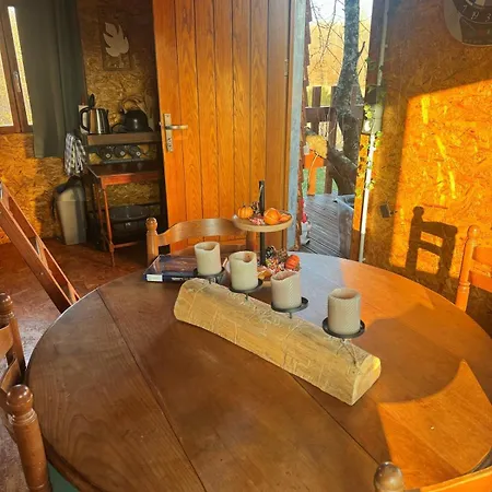 La Du Grand Puisard Luxe tent Tresson